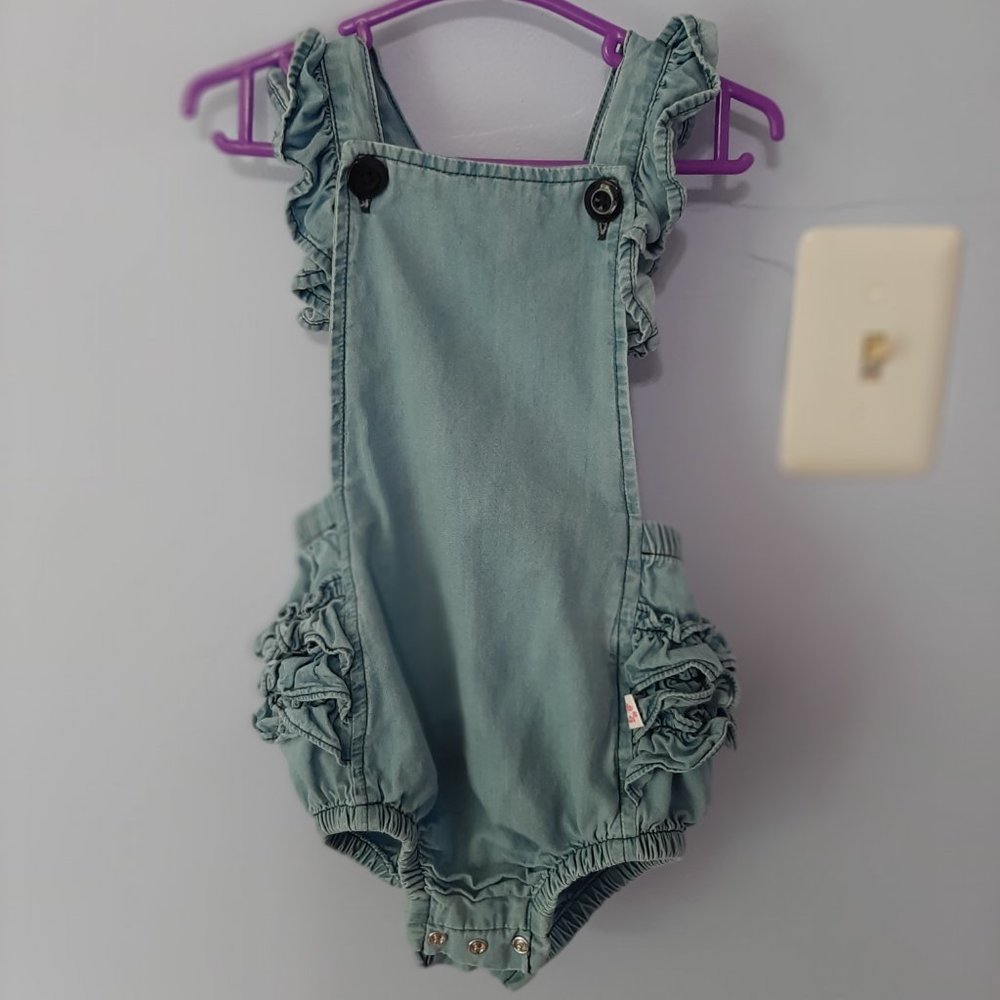 Ruffle butt jumper / romper 12-18 month - normally $29